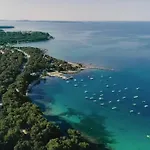 Mon Perin Castrum - Castel Διαμέρισμα Bale