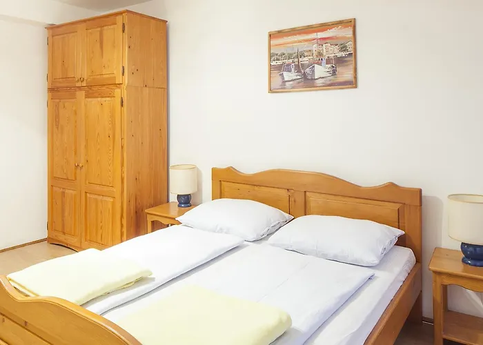 Mon Perin Castrum - Castel *